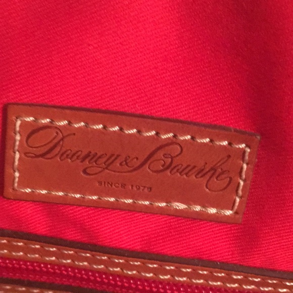 AUTHENTIC DOONEY & BOURKE MATCHING SET. - Picture 13 of 16
